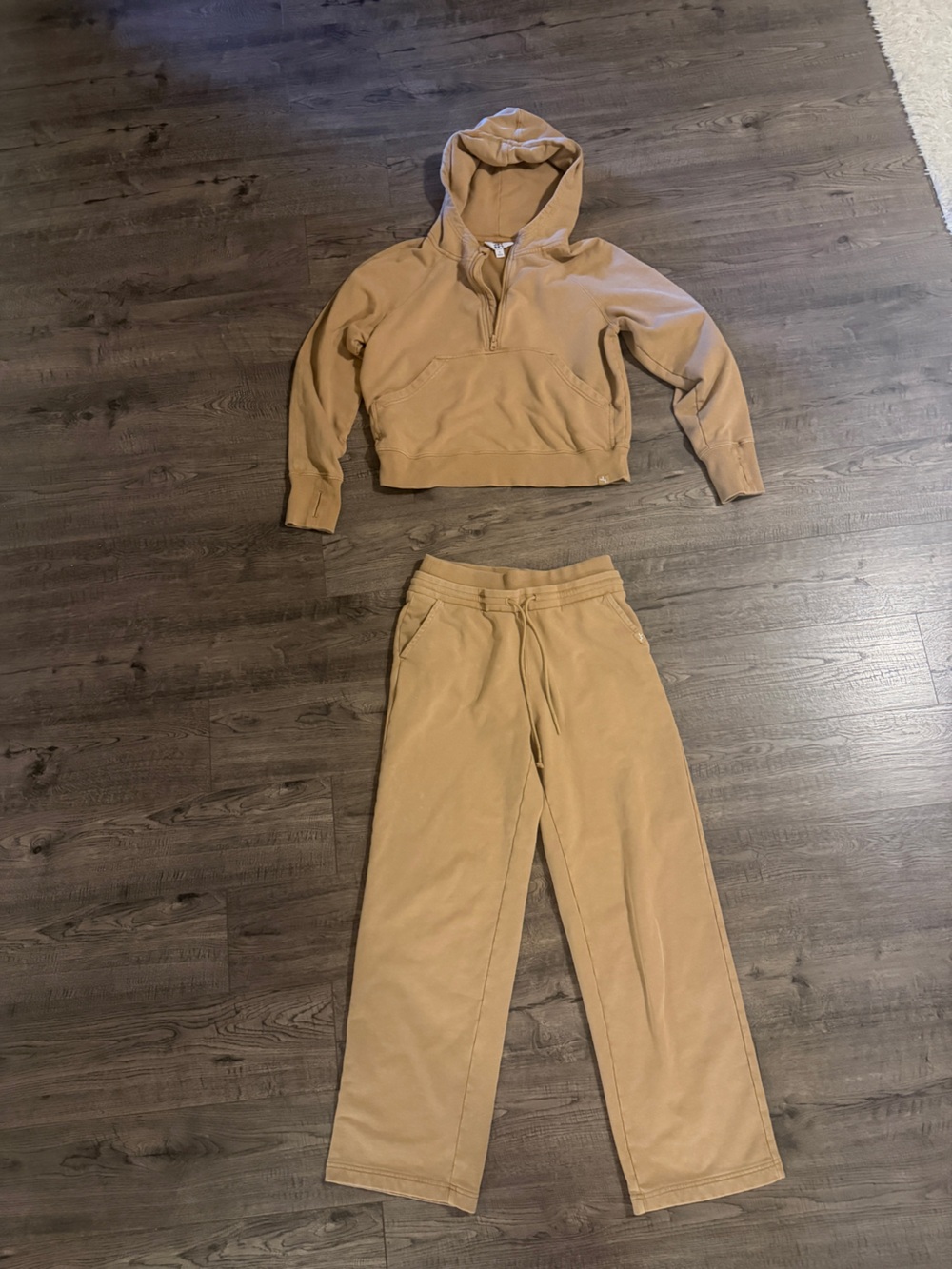 JoyLab Women’s Tan Jogger/Half Zip Set